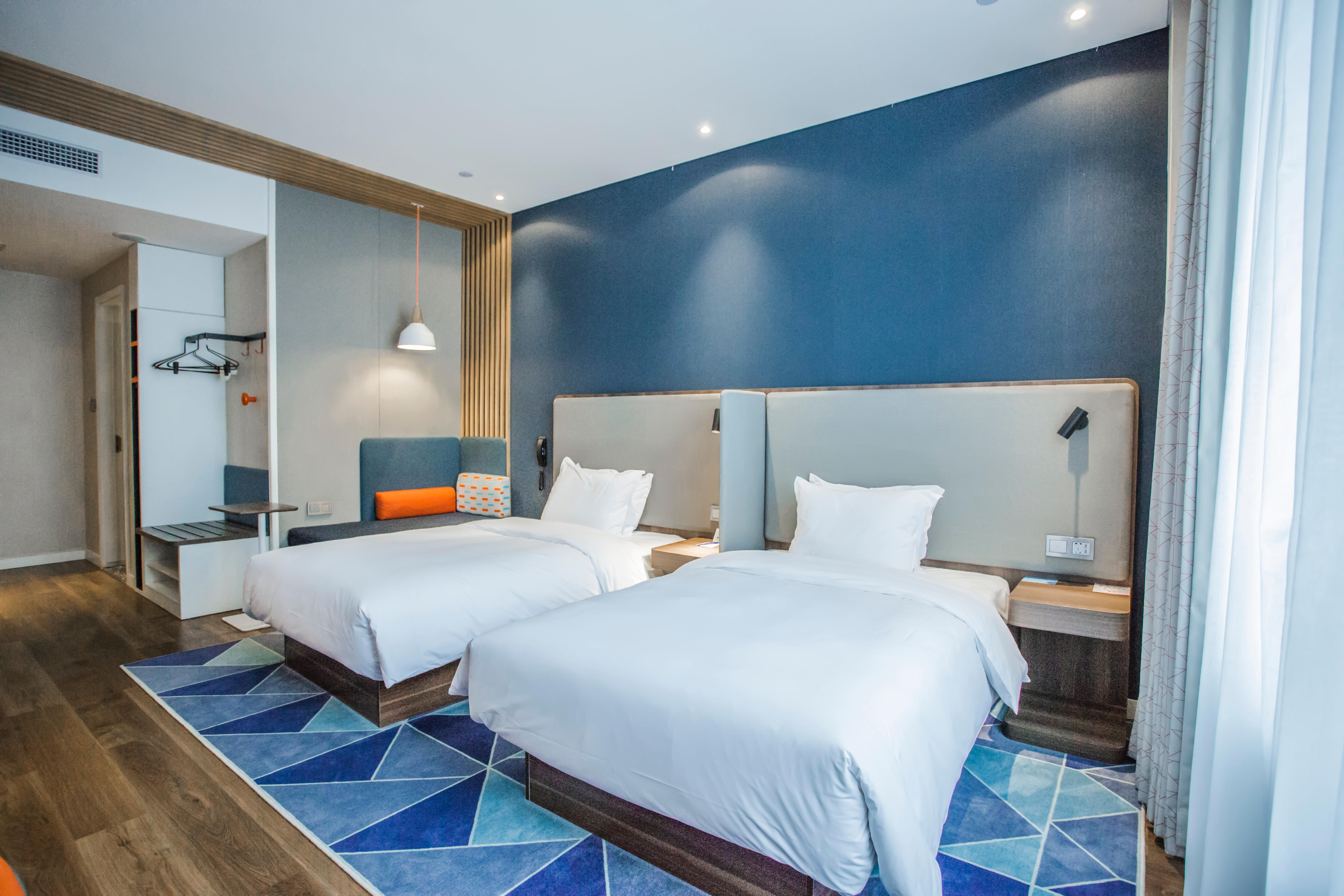 Holiday Inn Express Shanghai Pudong Chuansha, An Ihg Hotel Eksteriør billede